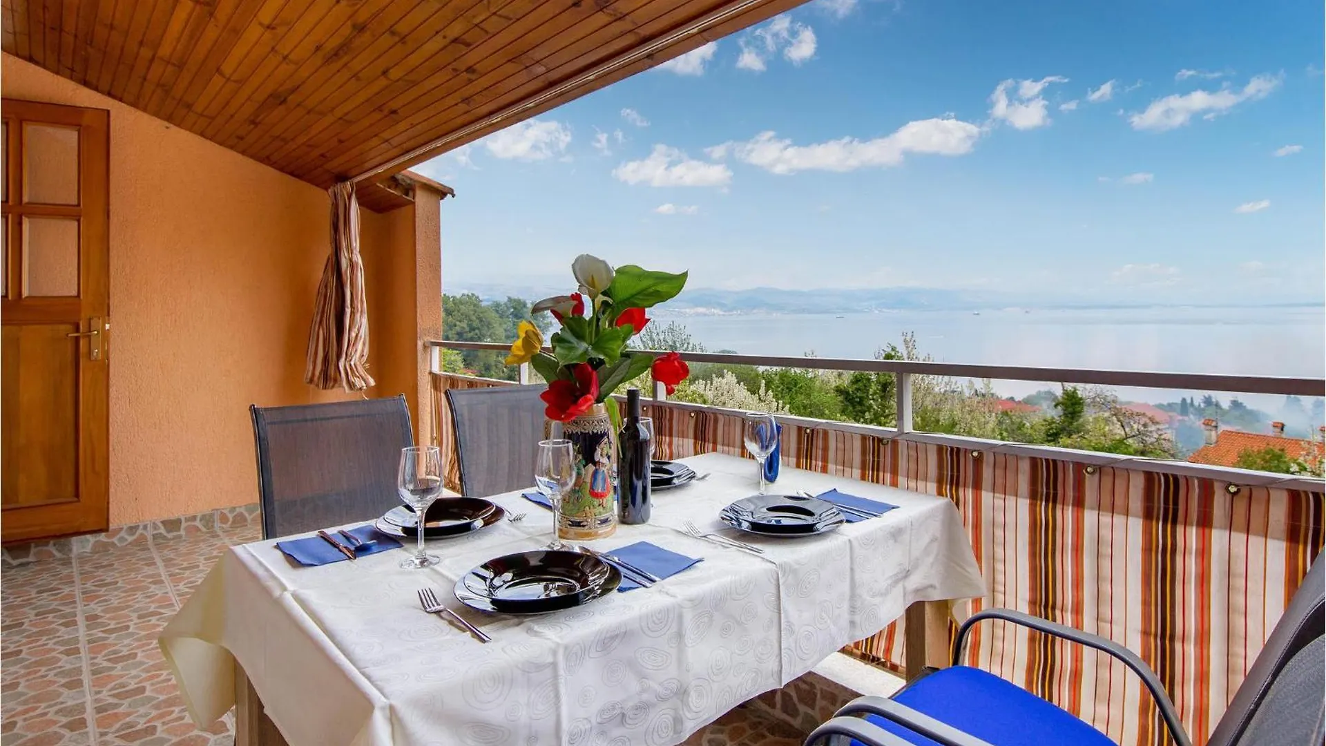 Cozy Apartment In Lovran With Wifi