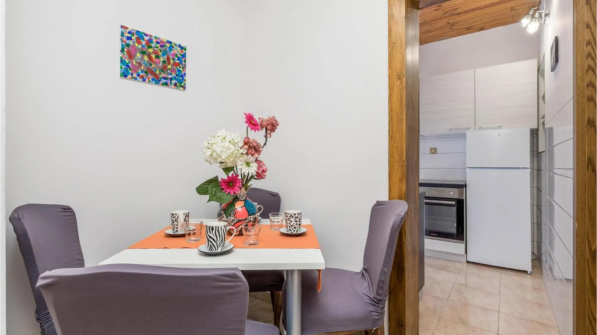 Cozy Apartment In Lovran With Wifi